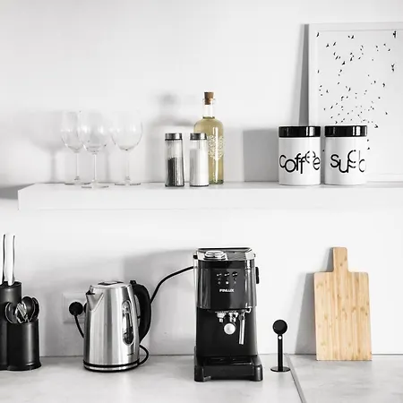 White сozy A Next To The Gondola バンスコ